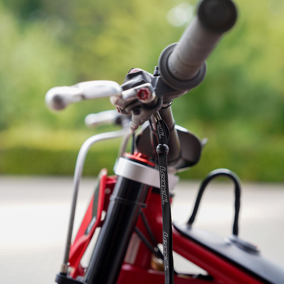 Leonelli Universal Engine Kill Button with Flexible Magnetic Lanyard